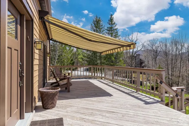 $899,000 | 213 Botti Drive, Hunter, NY 12442