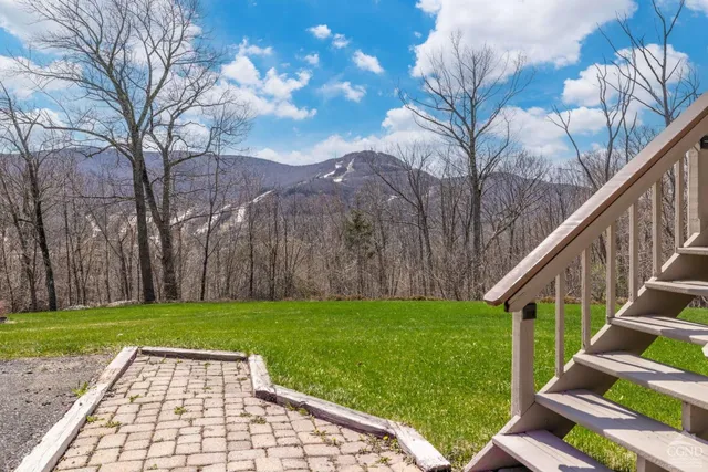 $899,000 | 213 Botti Drive, Hunter, NY 12442