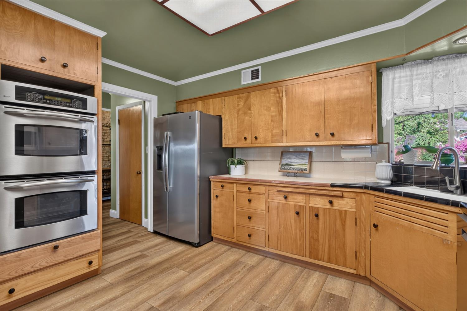1360 East Street Tracy, CA 95376 - Photo 21 of 50