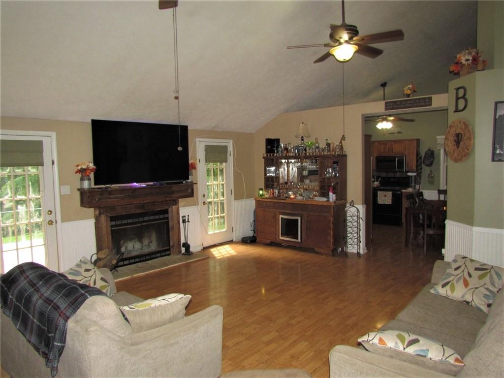 305 Mill Spring Court Fillmore, IN 46128 - Photo 9 of 23 Gallery Image 9