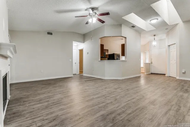 $199,000 | 6815 Hillside Peak, San Antonio, TX 78233