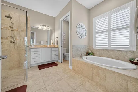 $574,900 | 366 Padova Way, North Venice, FL 34275