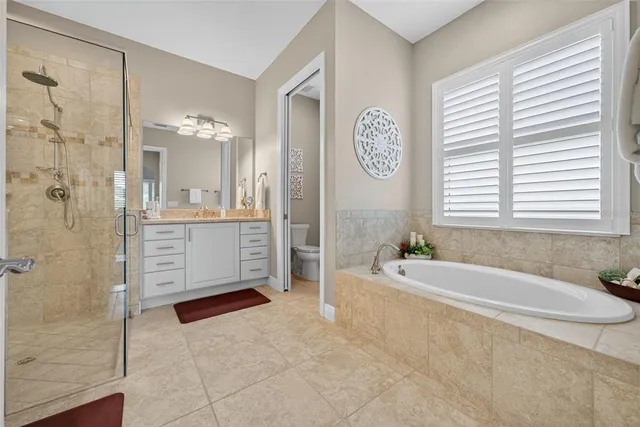 $569,998 | 366 Padova Way, North Venice, FL 34275