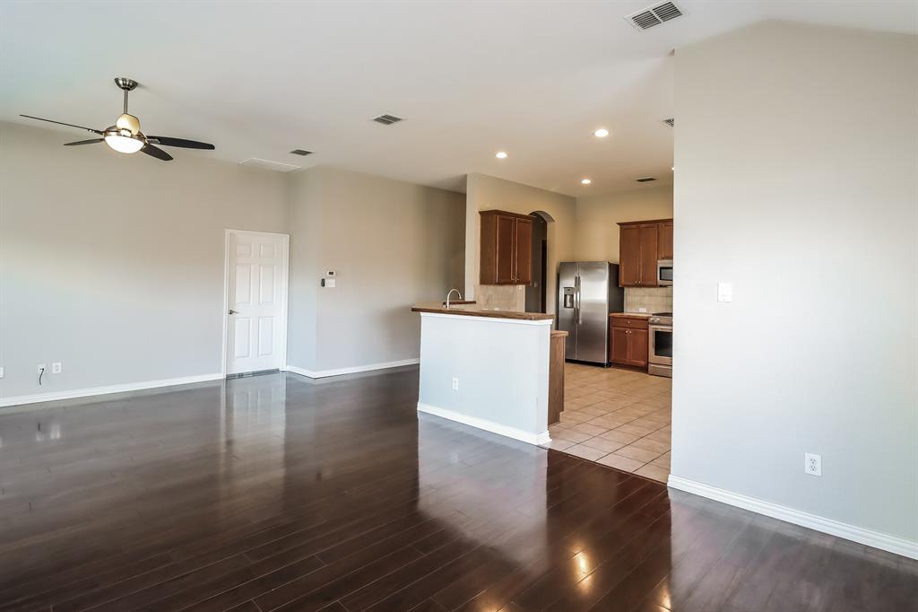 14048 Tanglebrush Trail Haslet, TX 76052 - Photo 3 of 18