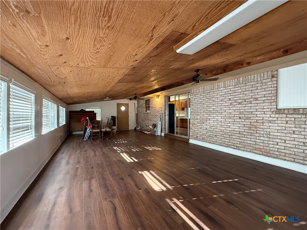 150 Sikes Road Port Lavaca, TX 77979 - Photo 15 of 34 Gallery Image 15