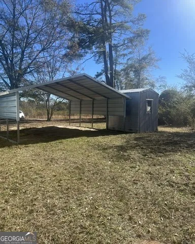 a front view of house with yard