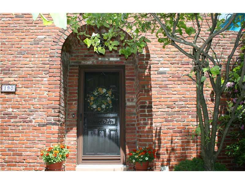 190 Delaware Trail Venetia, PA 15367 - Photo 2 of 25 Exterior Front.