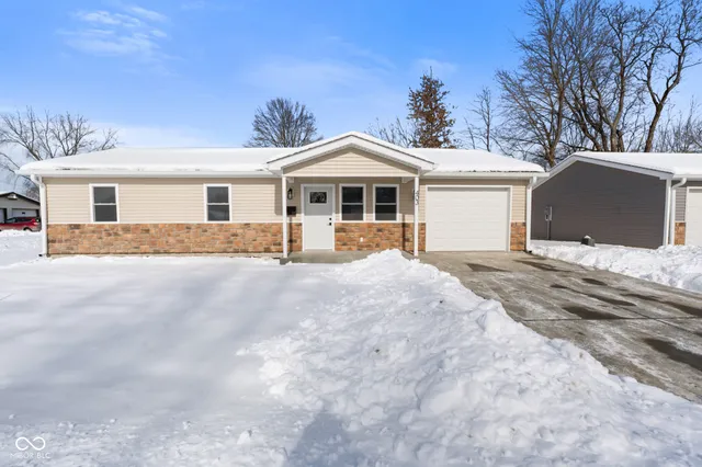 $199,900 | 403 North Jackson Street, Crothersville, IN 47229