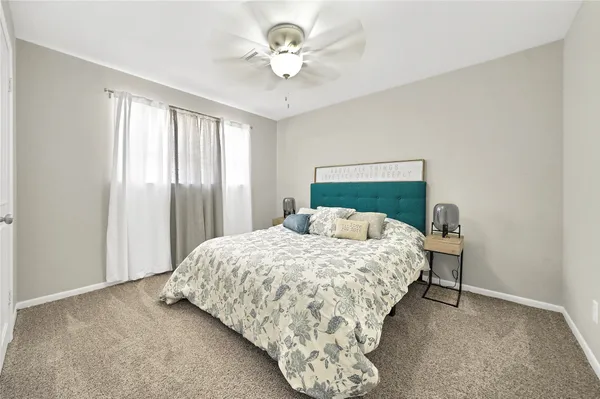 $2,850 | 143 Bluebonnet Street, Sugar Land, TX 77478