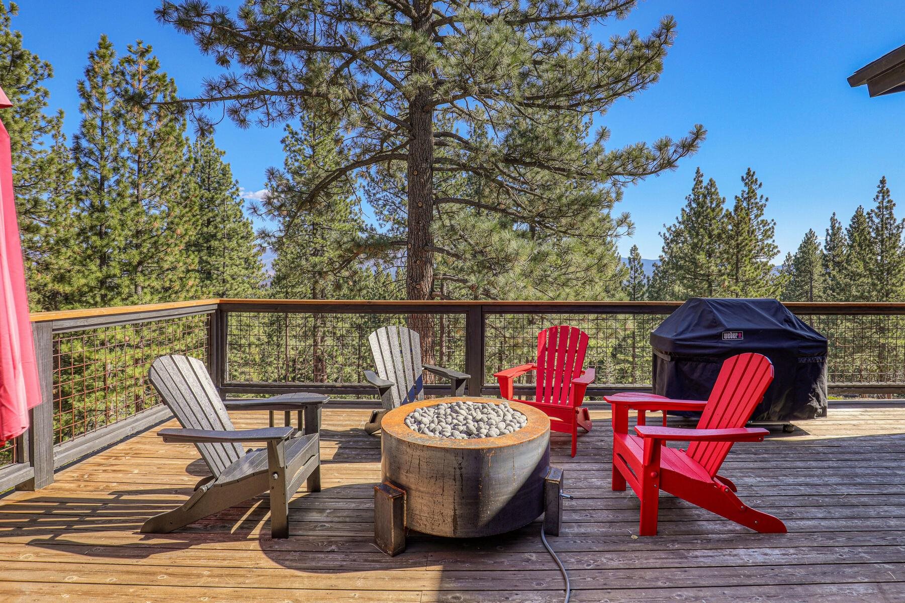 11863 Coburn Drive Truckee, CA 96161 - Photo 12 of 21 a view of a deck with chair and wooden floor