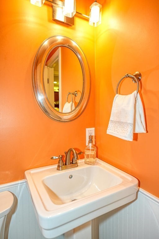9 Day Road Holliston, MA 01746 - Photo 15 of 42 Gallery Image 15