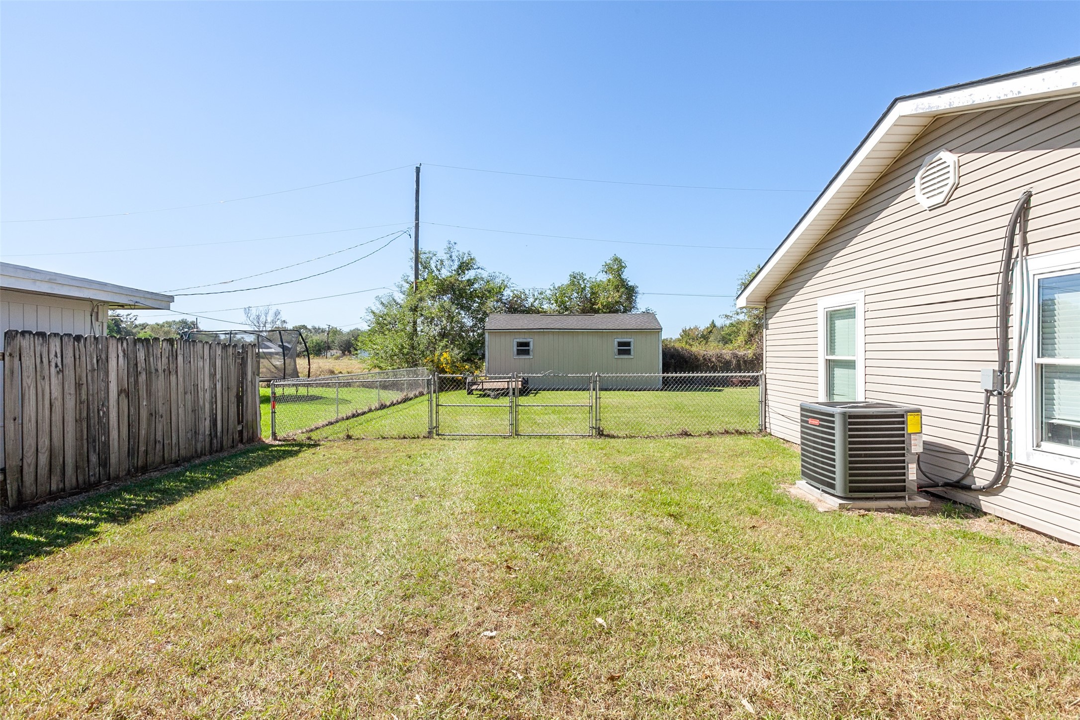 120 Mayflower Street Bridge City, TX 77611 - Photo 25 of 27 a view of a backyard