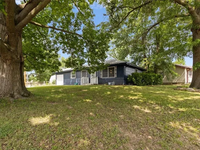 $235,000 | 8210 Ann Avenue, Kansas City, KS 66112