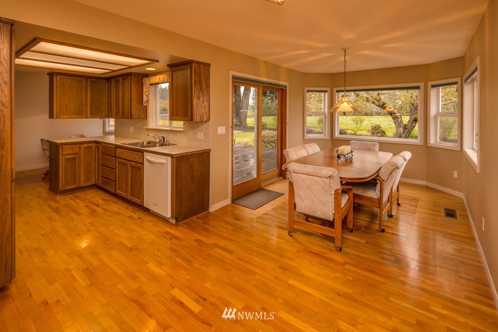5683 Putnam Road Everson, WA 98247 - Photo 4 of 15