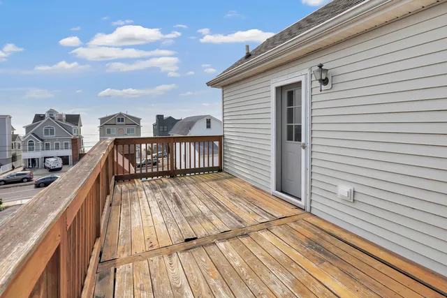 $599,900 | 9 Cooper Avenue, Milford, CT 06460