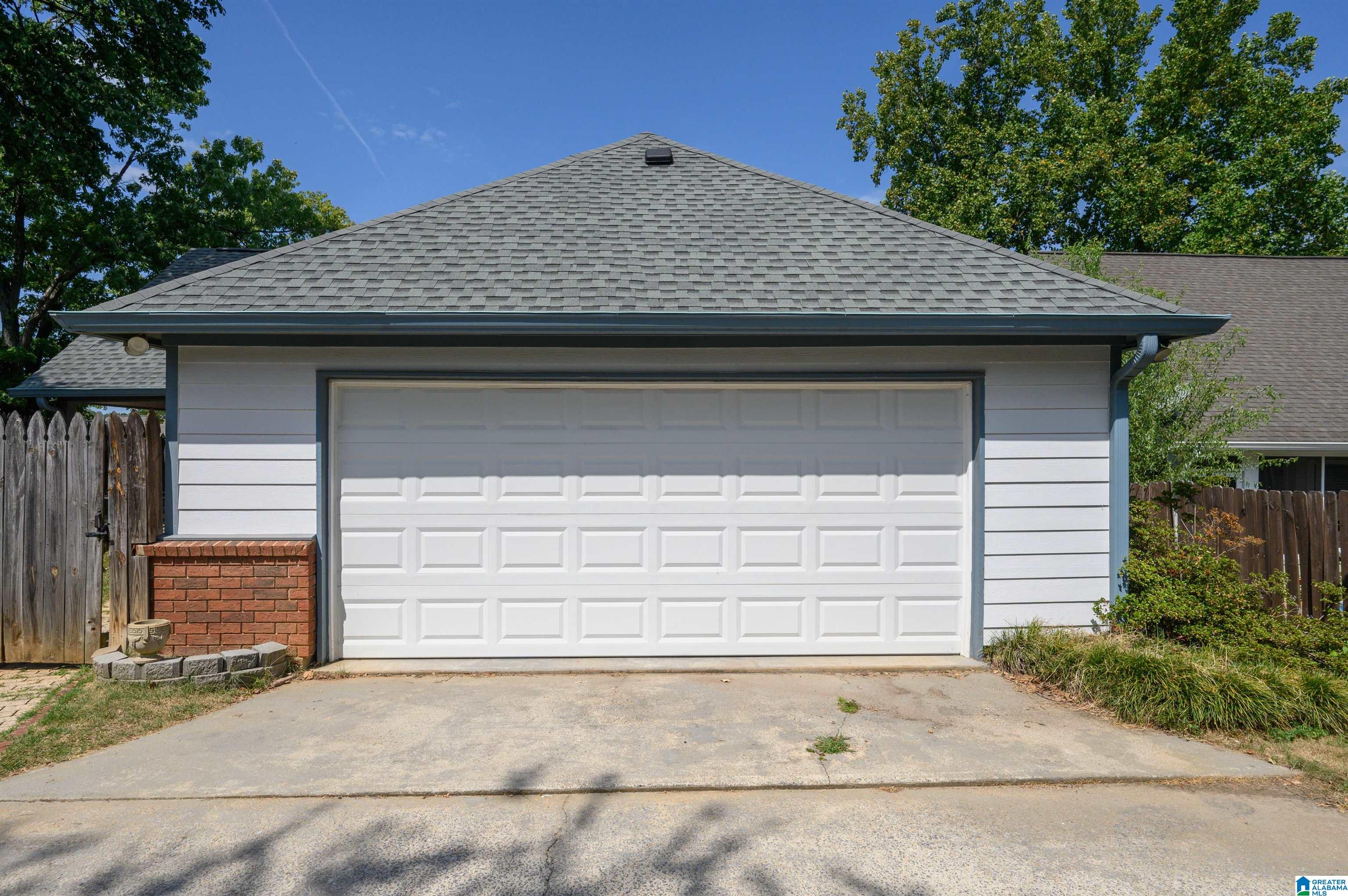 100 Braxton Way Pelham, AL 35124 - Photo 42 of 44