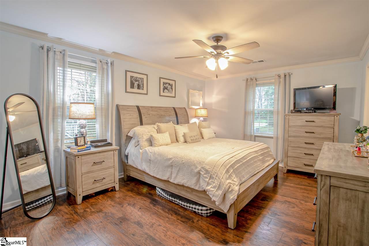 409 Foxcroft Road Greenville, SC 29615 - Photo 17 of 36 Gallery Image 17