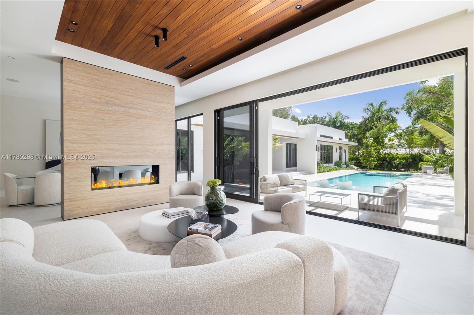 5796 Southwest 91st Street Pinecrest, FL 33156 - Photo 2 of 17