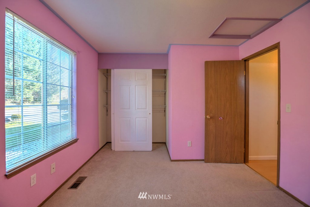 2811 Mill Avenue South Renton, WA 98055 - Photo 10 of 22