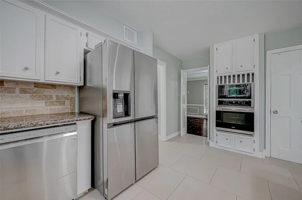 $2,850 | 8110 Bent Oak Lane, Spring, TX 77379