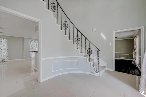 $2,850 | 8110 Bent Oak Lane, Spring, TX 77379