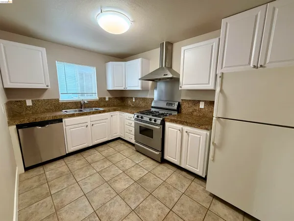 $2,600 | 525 Clayton Avenue, El Cerrito, CA 94530