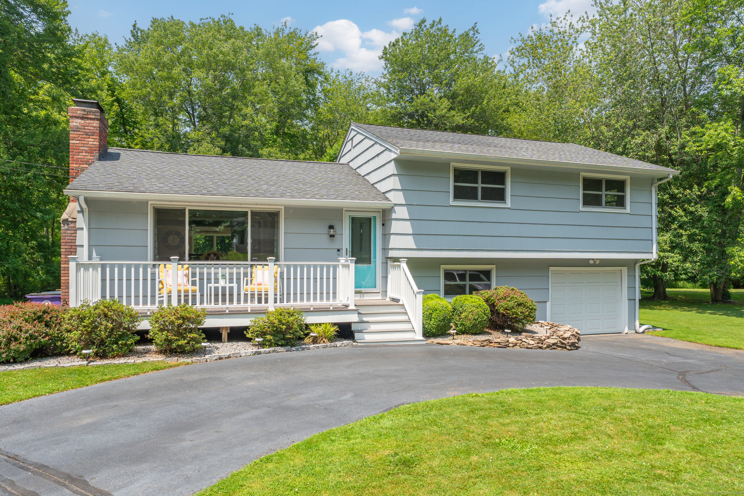 33 Woodside Road Guilford, CT 06437 - Photo 1 of 1 Gallery Image 1