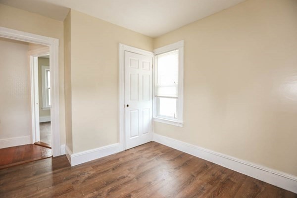 39 Inman Street Lawrence, MA 01843 - Photo 7 of 18 Gallery Image 7