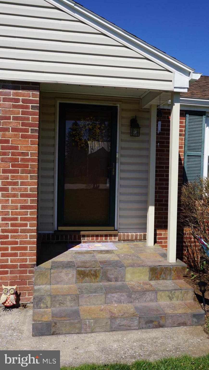 373 Edgehill Road York, PA 17403 - Photo 2 of 41