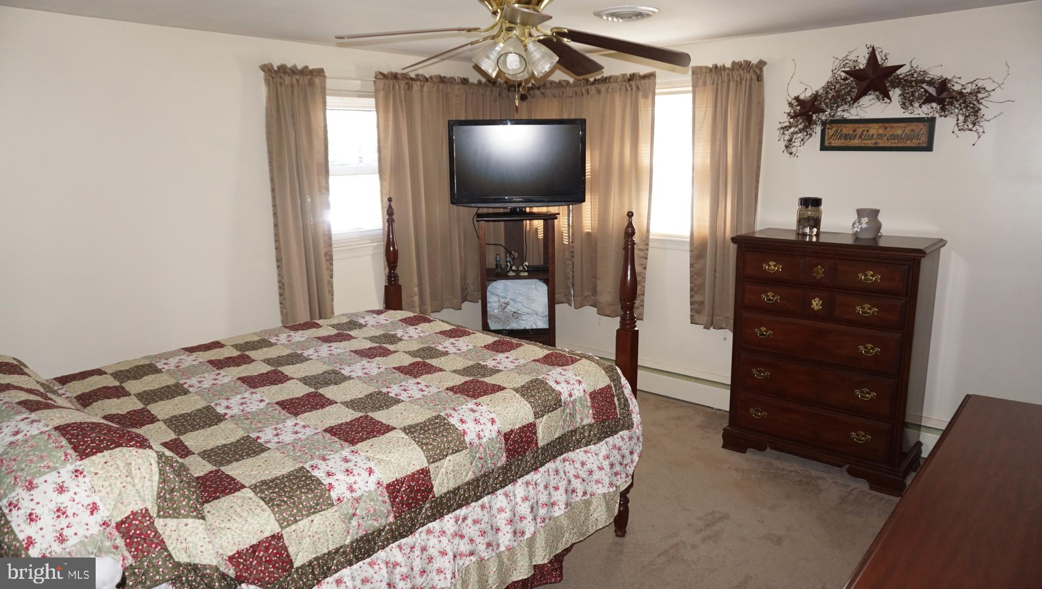 373 Edgehill Road York, PA 17403 - Photo 28 of 41