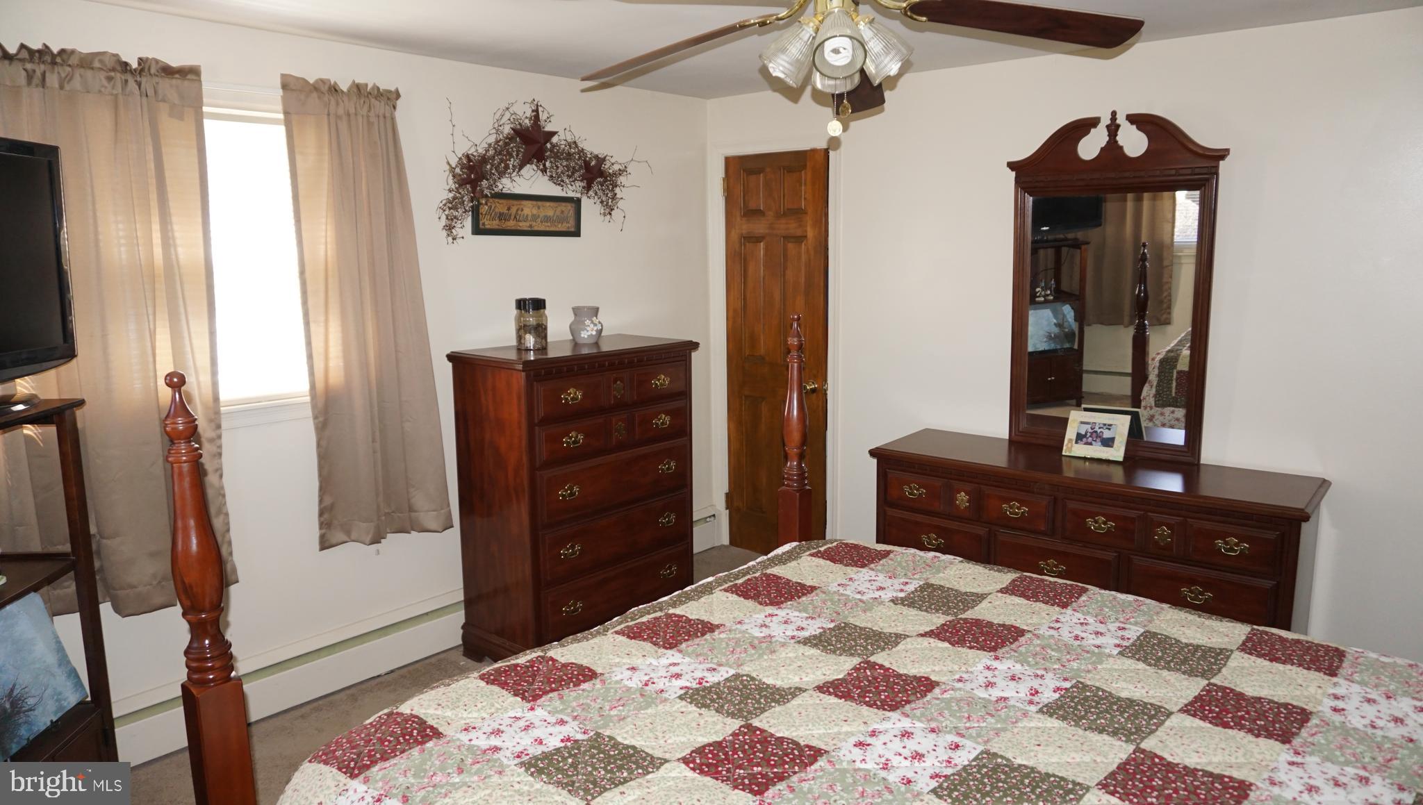373 Edgehill Road York, PA 17403 - Photo 29 of 41