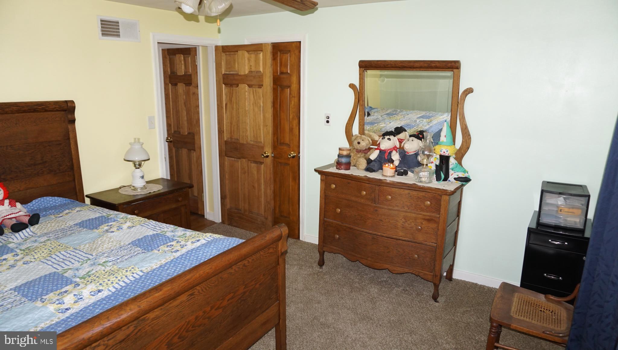 373 Edgehill Road York, PA 17403 - Photo 33 of 41