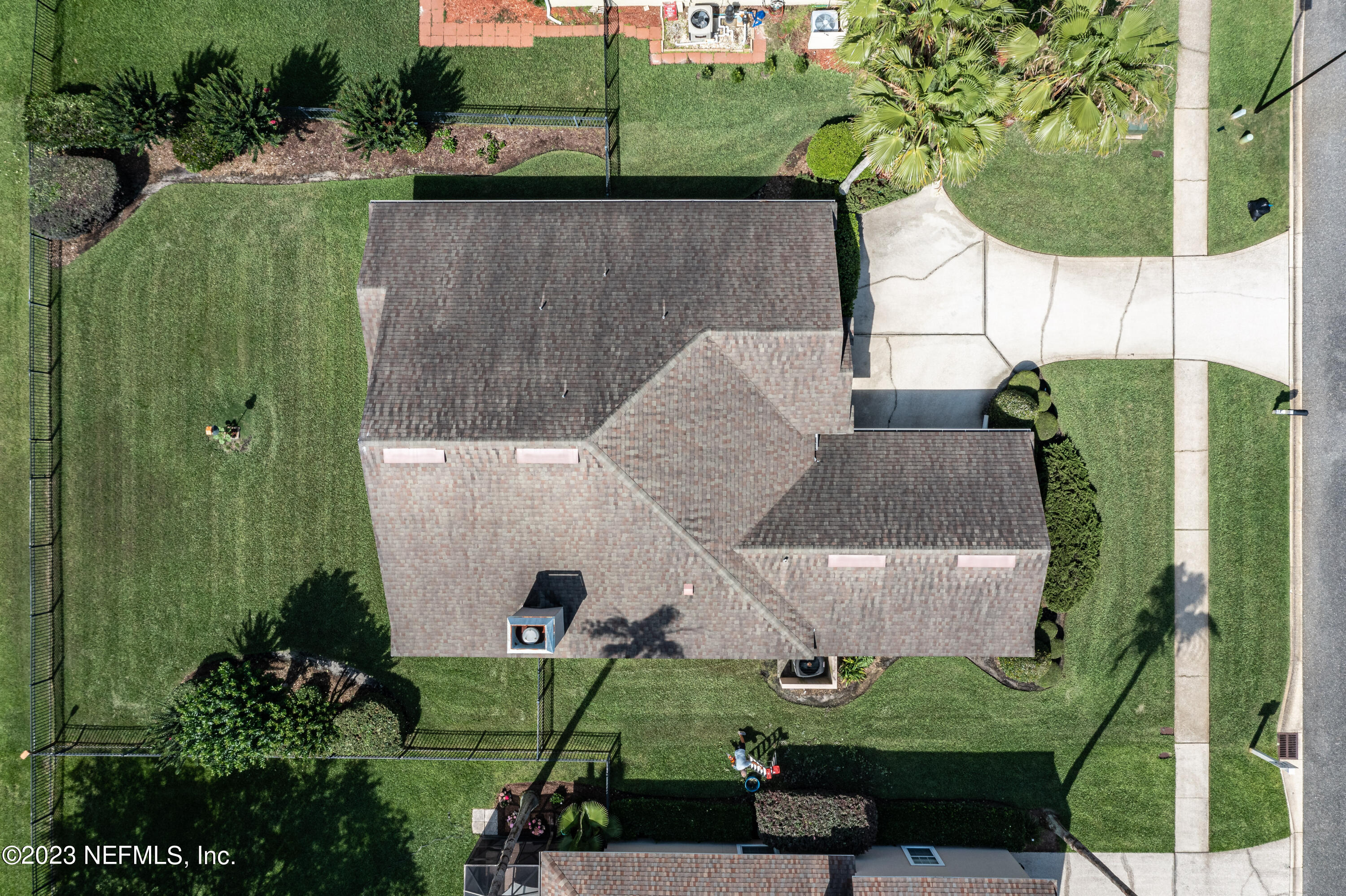 1614 Pinecrest Drive Fleming Island, FL 32003 - Photo 36 of 86 an aerial view of a residential houses