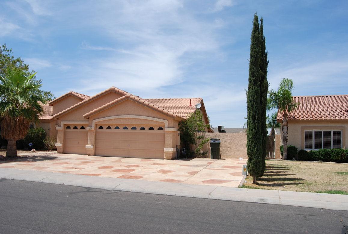 1760 East Fremont Road Phoenix, AZ 85042 - Photo 2 of 11 No HOA