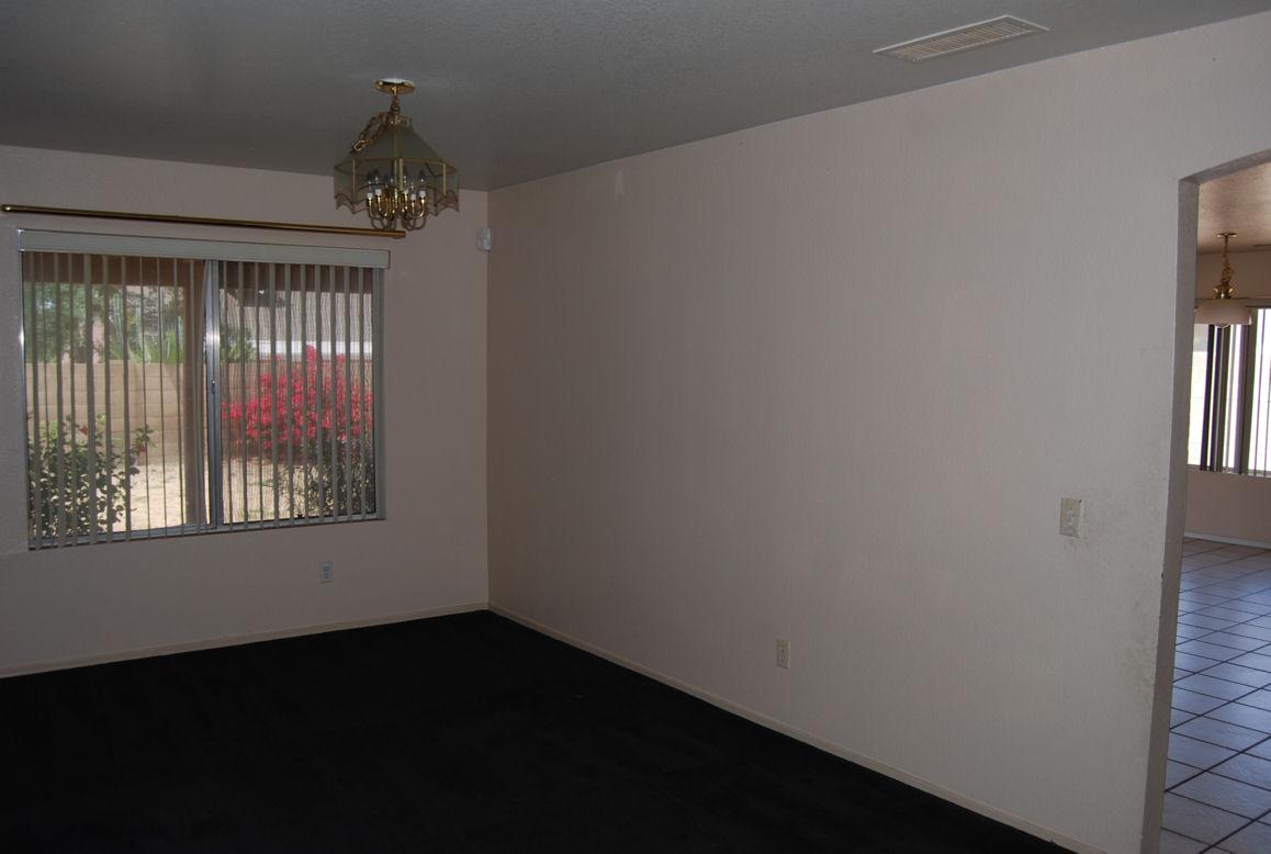 1760 East Fremont Road Phoenix, AZ 85042 - Photo 4 of 11 Dining Room