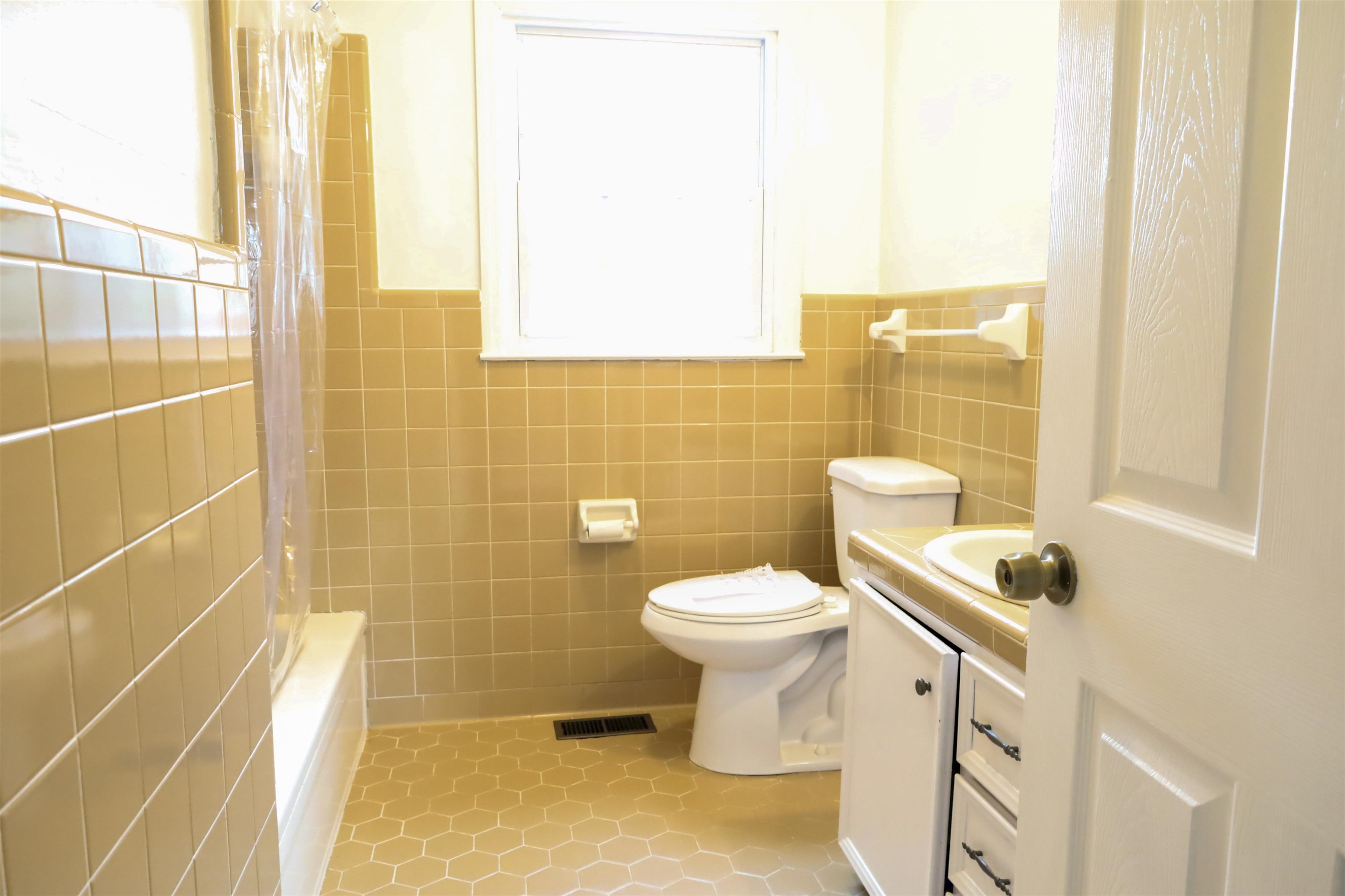 113 South Maple Avenue Andrews, SC 29510 - Photo 20 of 28