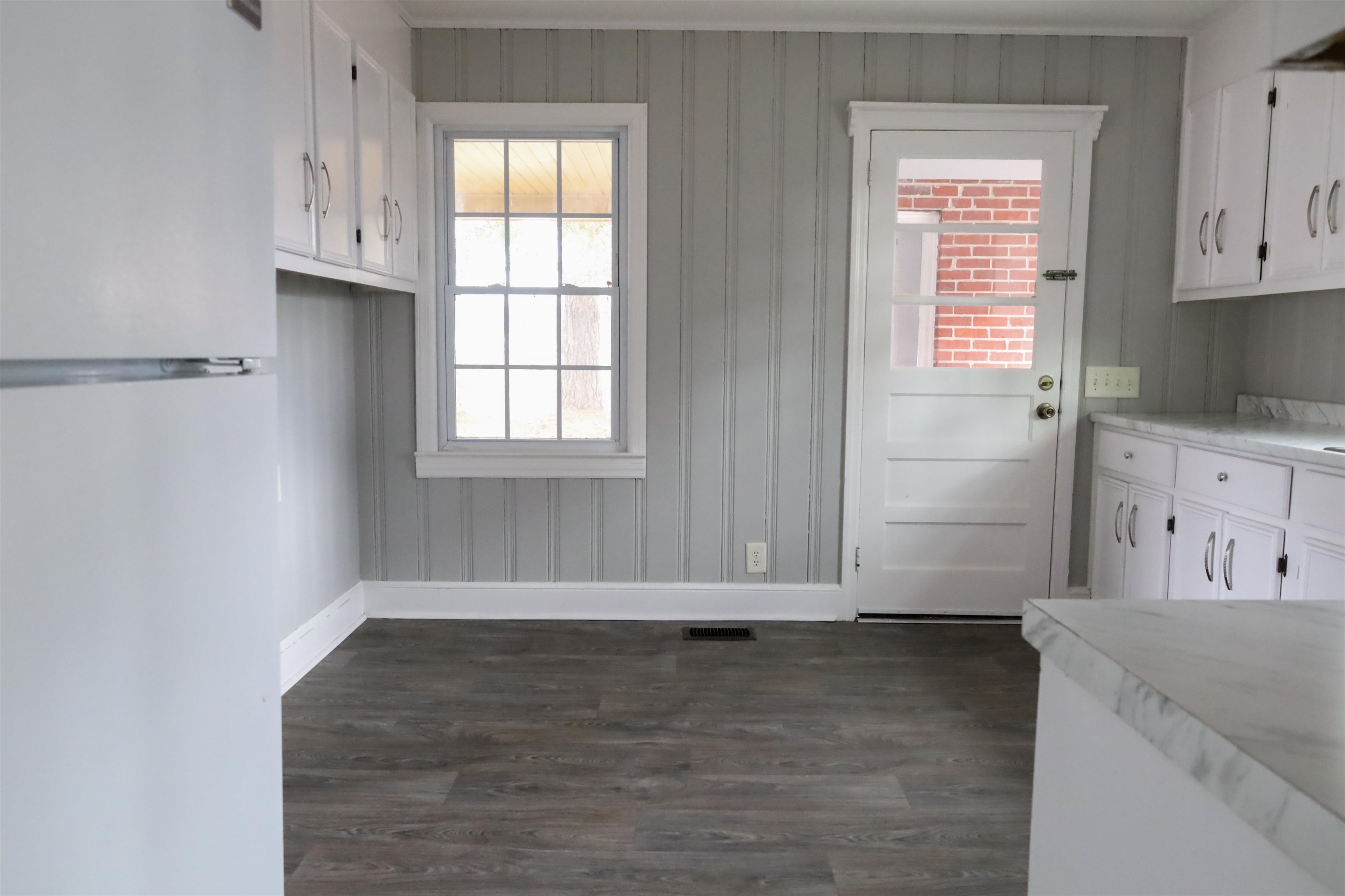 113 South Maple Avenue Andrews, SC 29510 - Photo 6 of 28