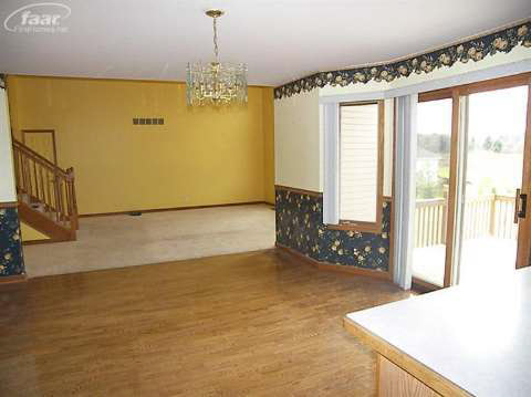 3343 North Henderson Road Davison, MI 48423 - Photo 6 of 19 20388571-5.JPG