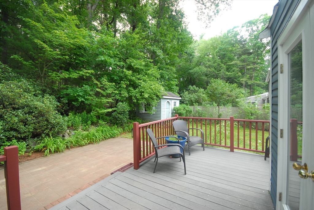 67 Seminole Road Acton, MA 01720 - Photo 4 of 36
