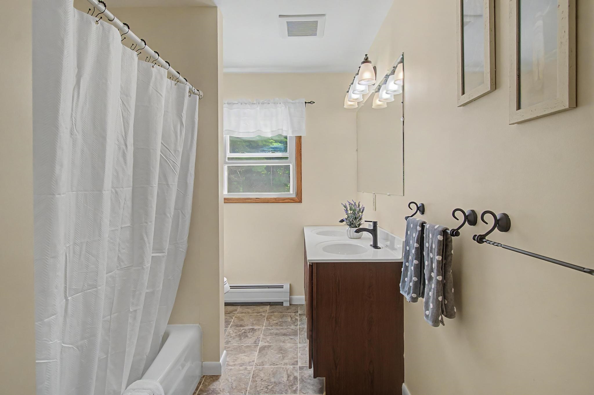 136-138 Ritchie Avenue Milton, VT 05468 - Photo 19 of 60