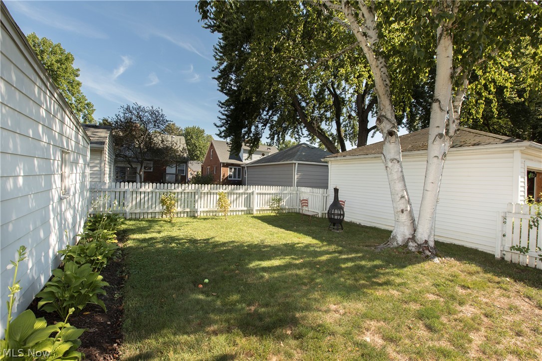 21880 Eaton Road Cleveland, OH 44126 - Photo 34 of 35 Gallery Image 34
