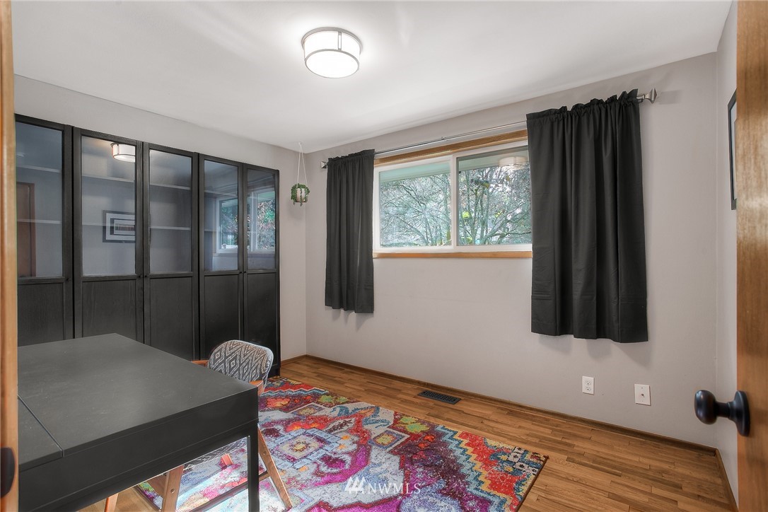 7732 192nd Place Southwest Edmonds, WA 98026 - Photo 12 of 23 Gallery Image 12