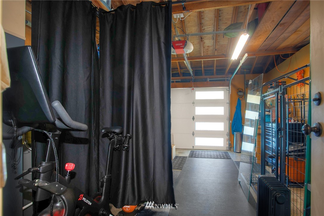 7732 192nd Place Southwest Edmonds, WA 98026 - Photo 15 of 23 Gallery Image 15