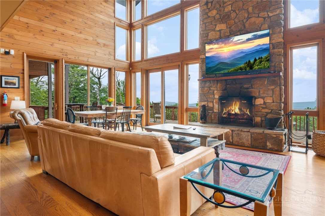 200 Summit Road Beech Mountain, NC 28604 - Photo 7 of 47