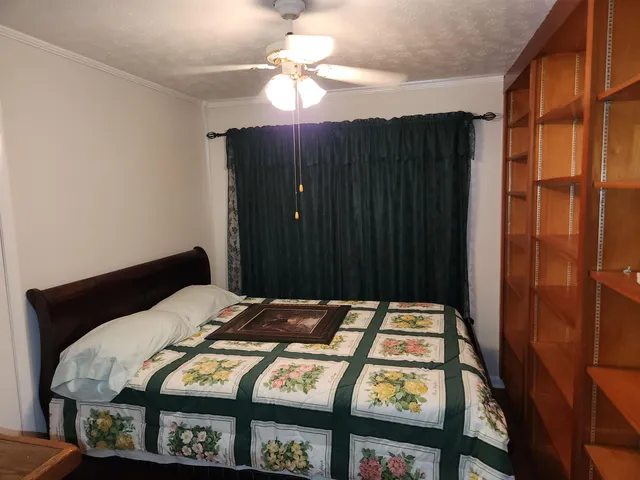 $199,900 | 16478 Southwest Mimosa Street, Blountstown, FL 32424