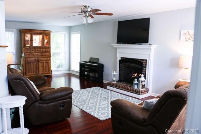 8228 Stevens Mill Road Matthews, NC 28104 - Photo 12 of 24 Gallery Image 12