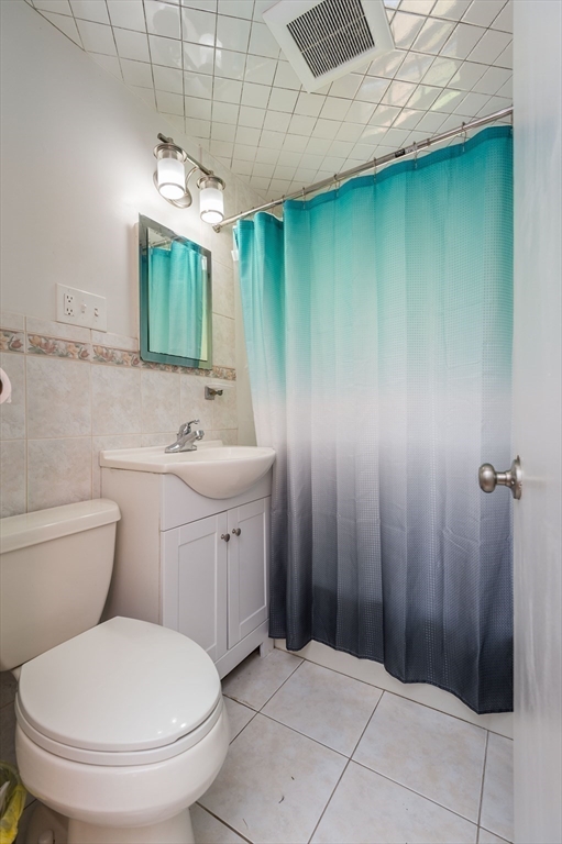 22 Hiawatha Road Woburn, MA 01801 - Photo 14 of 27 Gallery Image 14