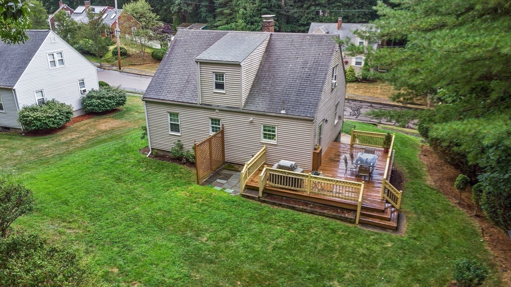 22 Hiawatha Road Woburn, MA 01801 - Photo 21 of 27 Gallery Image 21