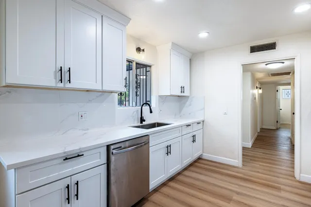 $490,000 | 5167 East Balch Avenue, Fresno, CA 93727