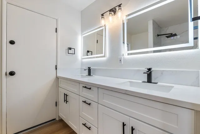 $490,000 | 5167 East Balch Avenue, Fresno, CA 93727